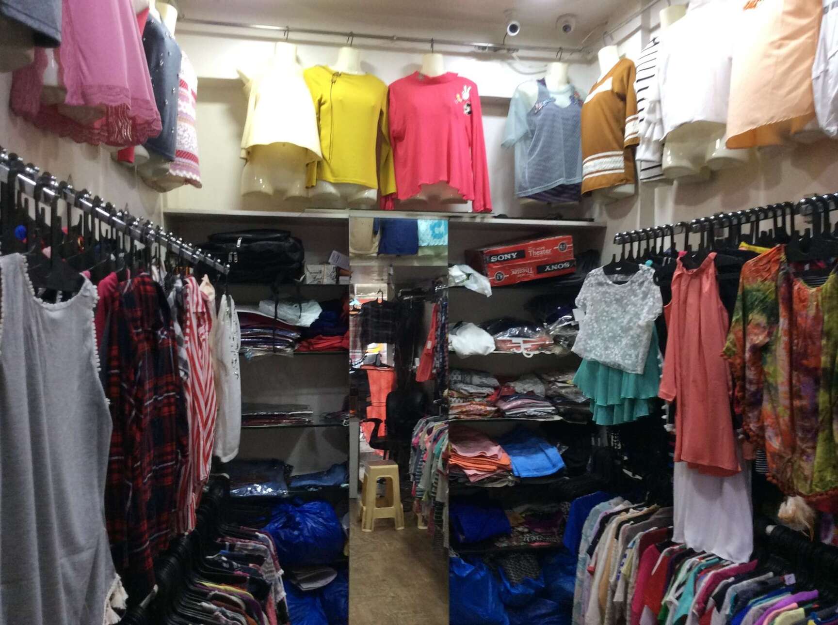 Fancy dress shop in borivali west best sale