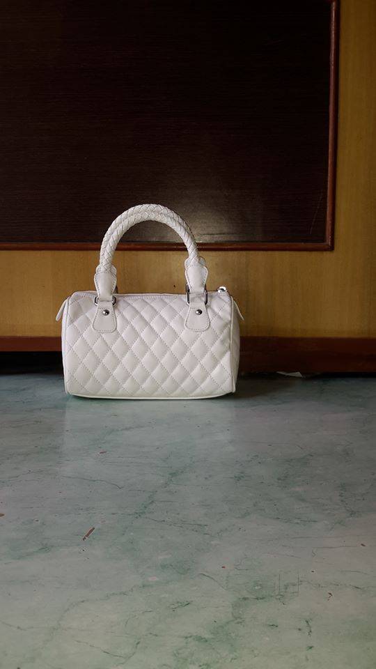 New fancy bag shop