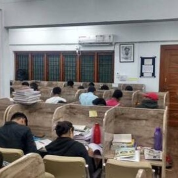 Readers Hub Library 8