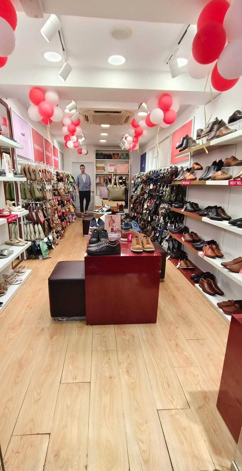 73 Photos of Bata Shoe Store in Lokhandwala Complex Andheri West Mumbai Justdial