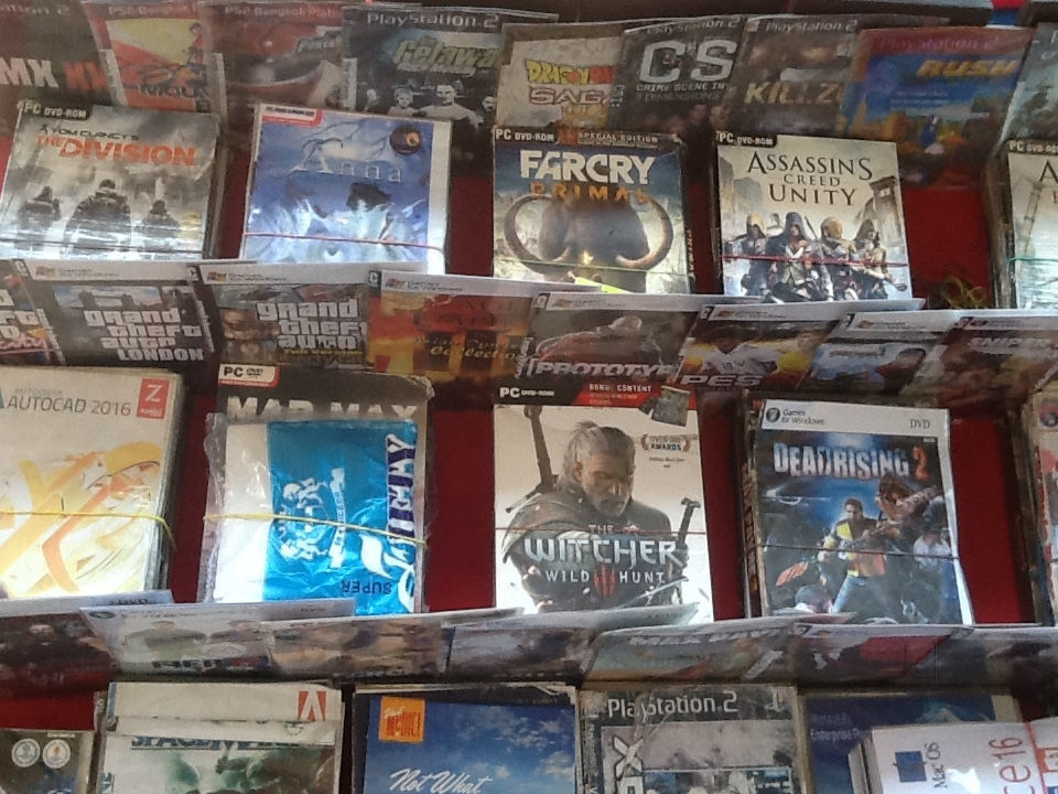 Sam Games Cd Collection in Grant Road Mumbai Best Gaming Console Dealers near me in Mumbai Justdial