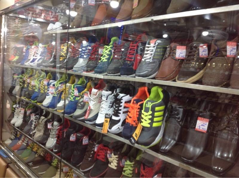 Top Red Chief Shoe Dealers in Dadar West Mumbai Best Red Chief Showrooms Justdial