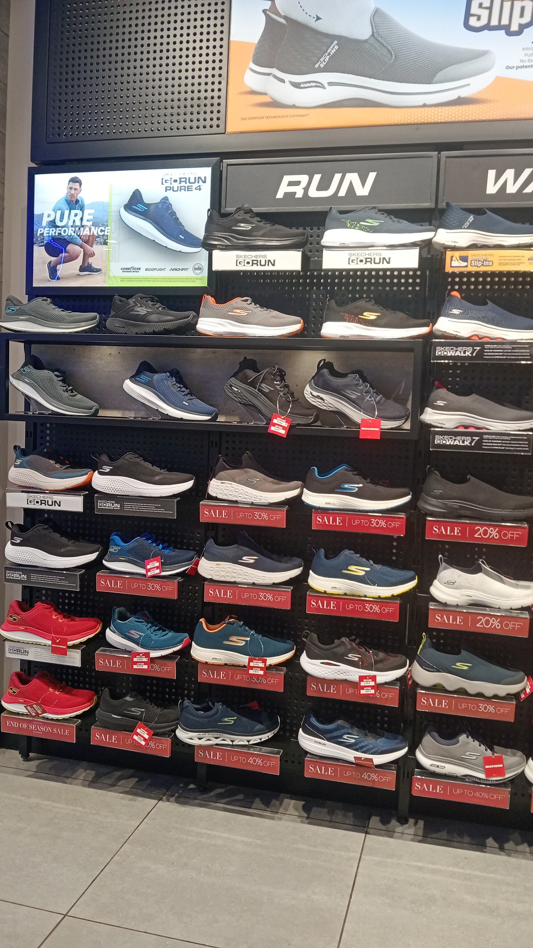 Clearance skechers in oberoi mall Top Sale Black Friday