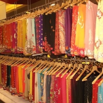 Bridal wear shops in dadar hotsell