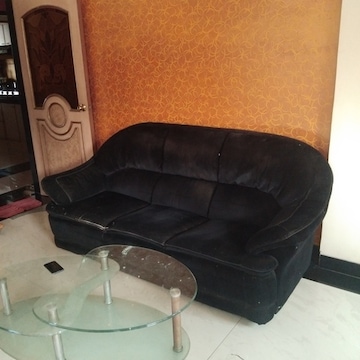 Second hand couches olx online