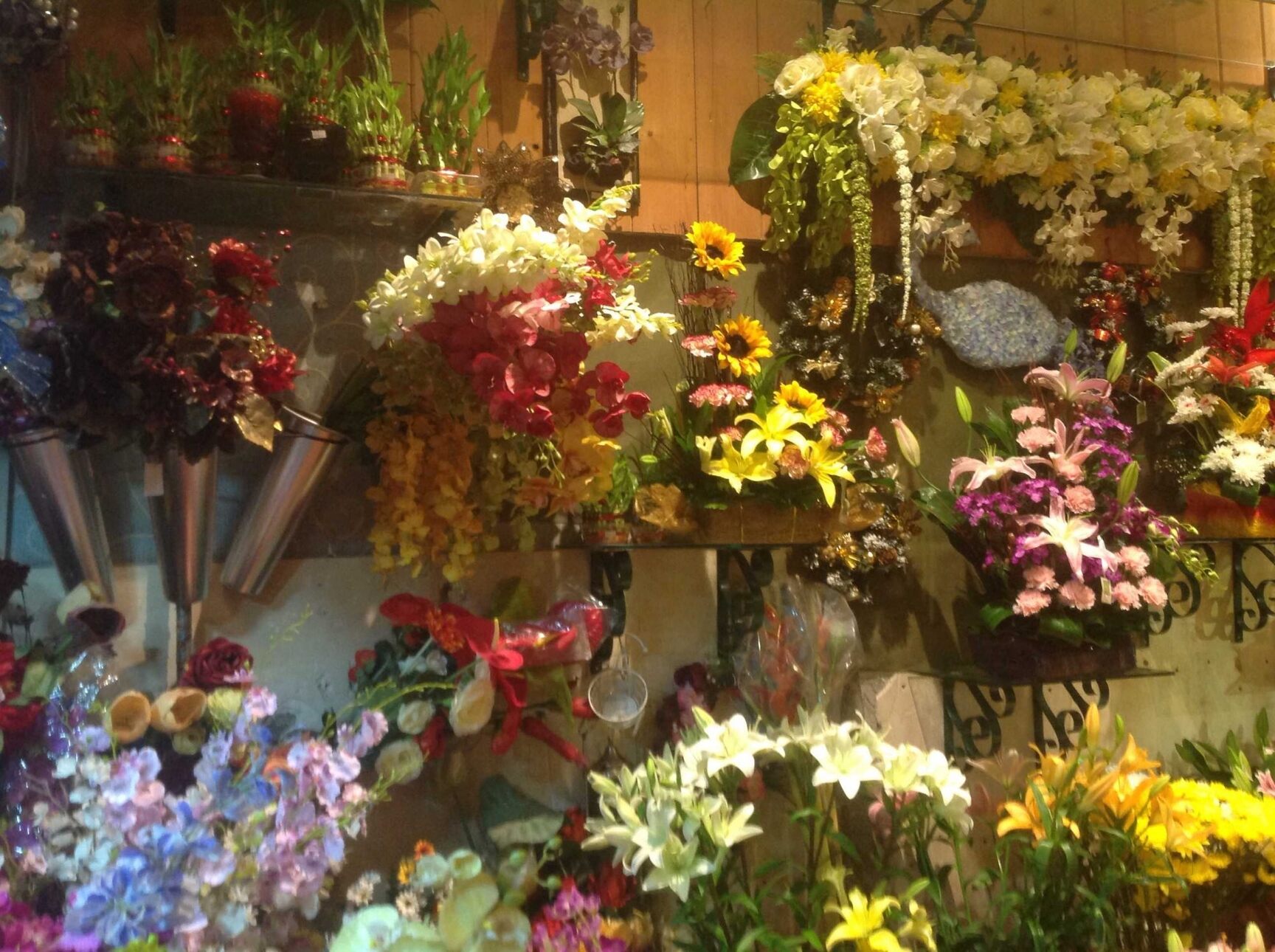 Ferns and petals floral jewellery shop