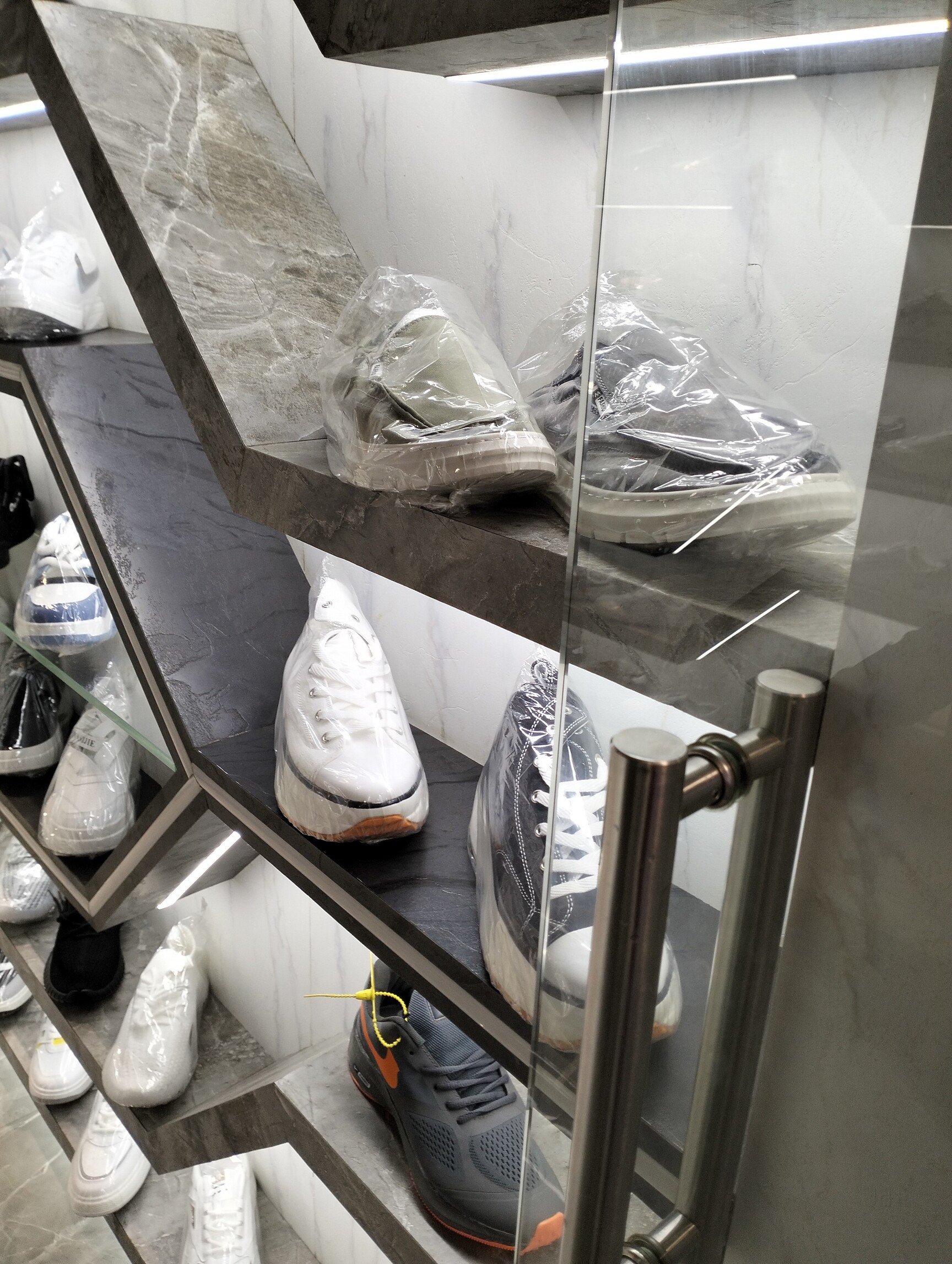 Comfort shoe store near me shop