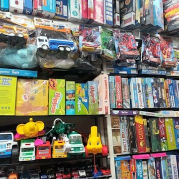 Magic toys matunga top