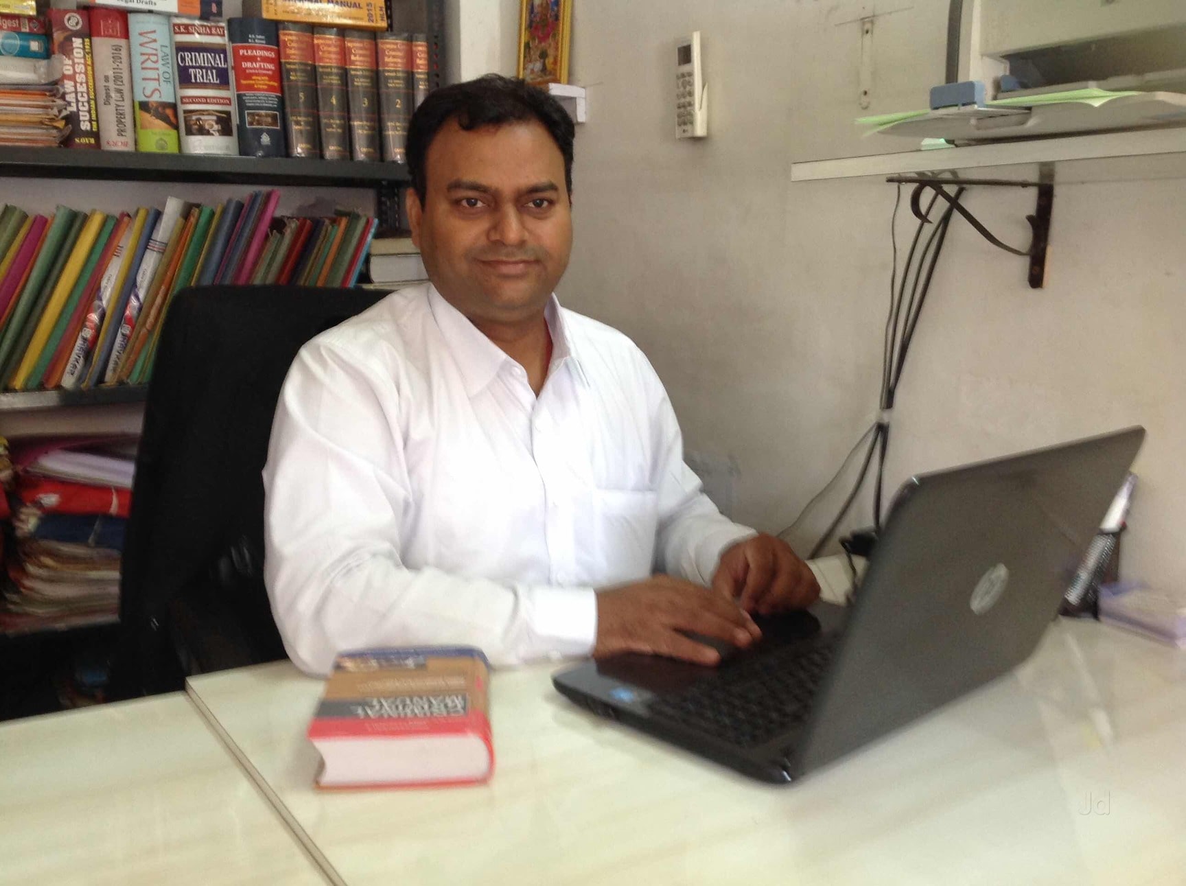 Advocate Santosh Kumar in Fort,Mumbai - Lawyers For Accident