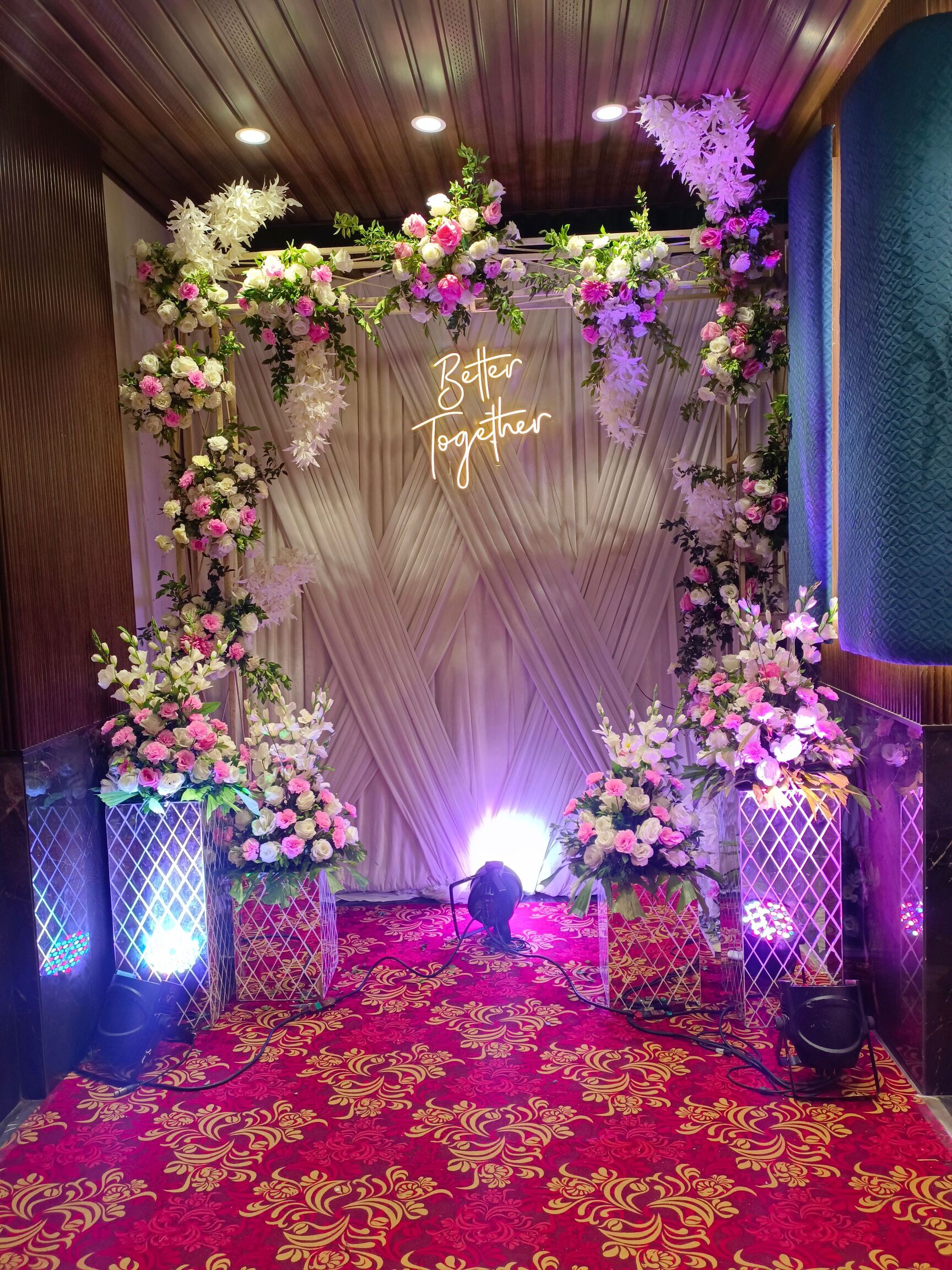 Flower decorators near me discount