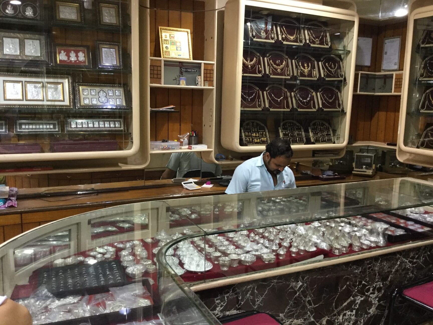 Lakshmi jewellers matunga deals
