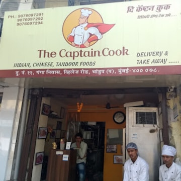 Captain Cooks