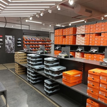 nike factory outlet in mulund