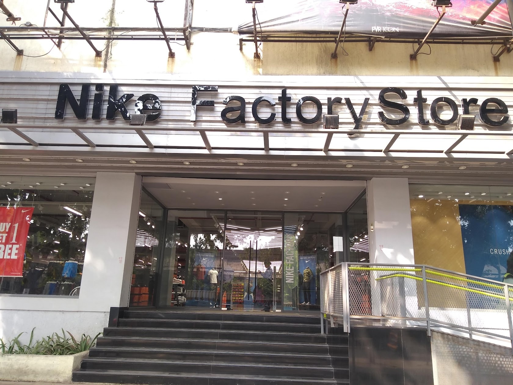 nike factory outlet mulund