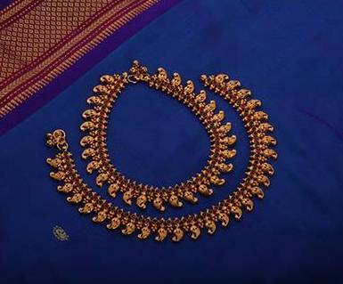 Anand jagannath pednekar jewellers dadar outlet