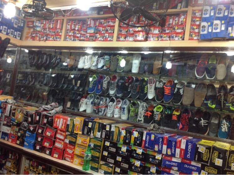 Top Red Chief Shoe Dealers in Dadar West Mumbai Best Red Chief Showrooms Justdial