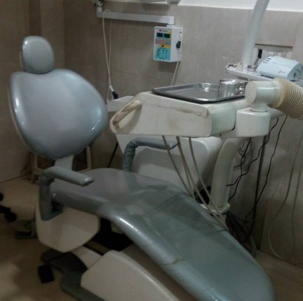 Dr. Chintan Patel (Smile Studio Complete Dental Care) in Kandivali West
