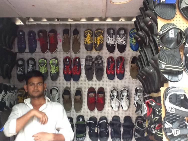 nike showroom in ghatkopar