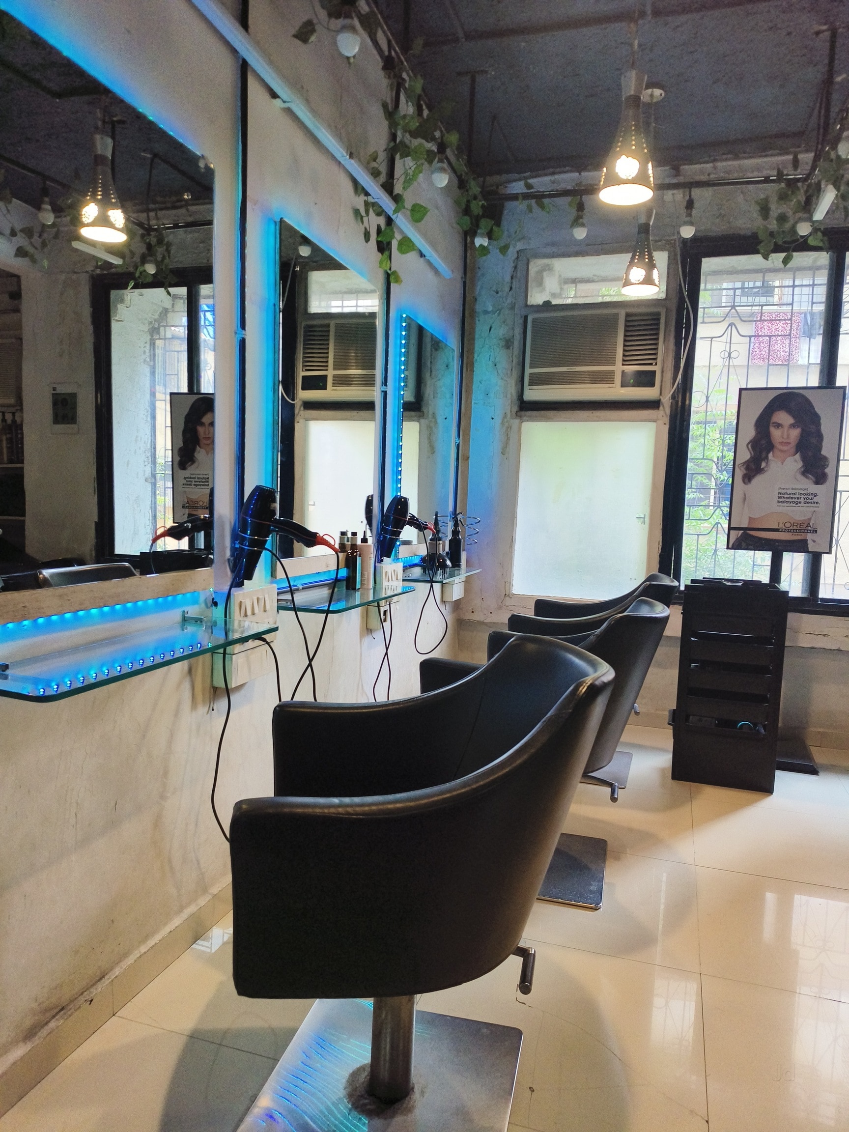 Yalangoch ayollar porno rasmlar Qulning porno pissing jazosi