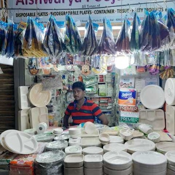 Paper plate shop near me hotsell