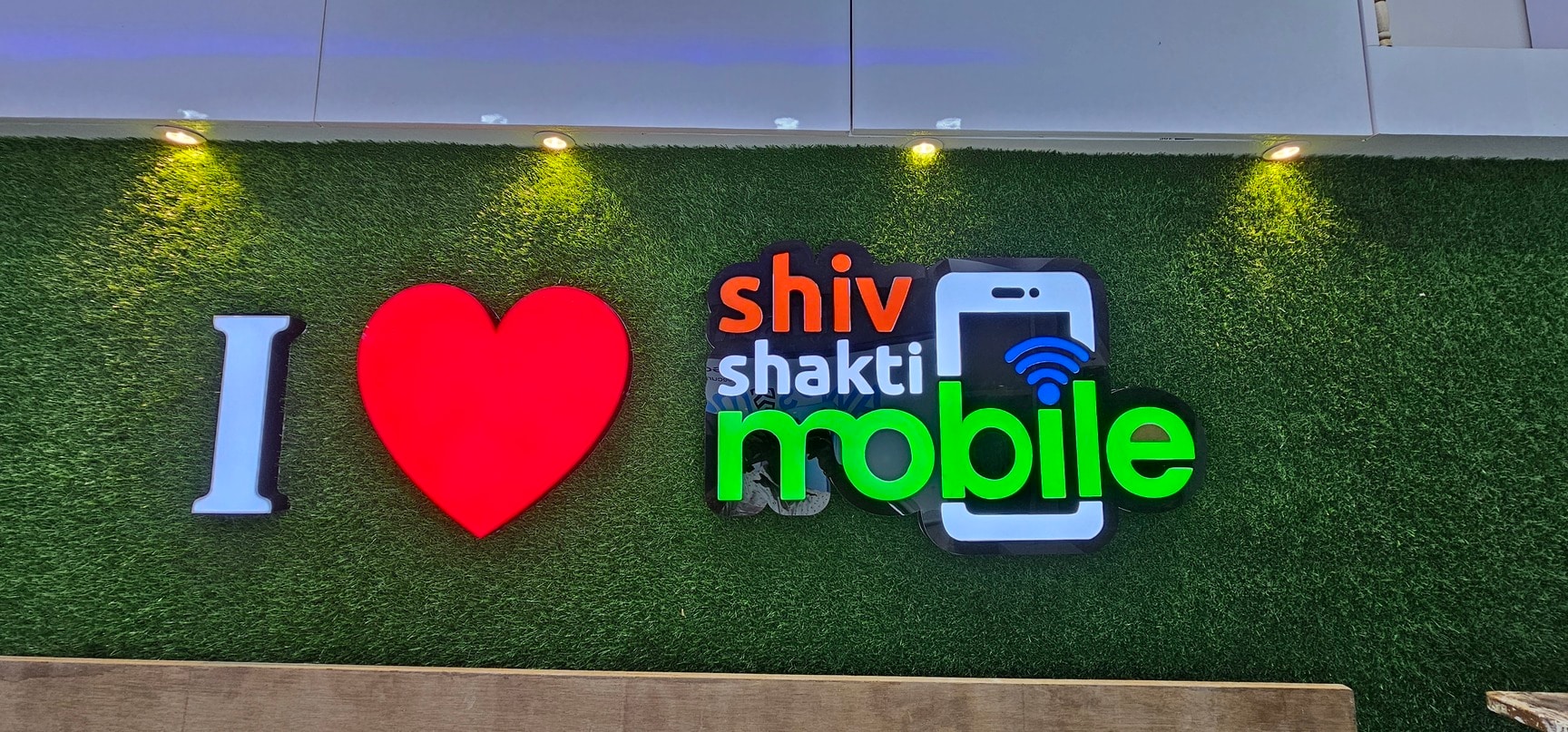 Jio मोबाइल फोन विक्रेता - मुजफ्फरपुर - Justdial