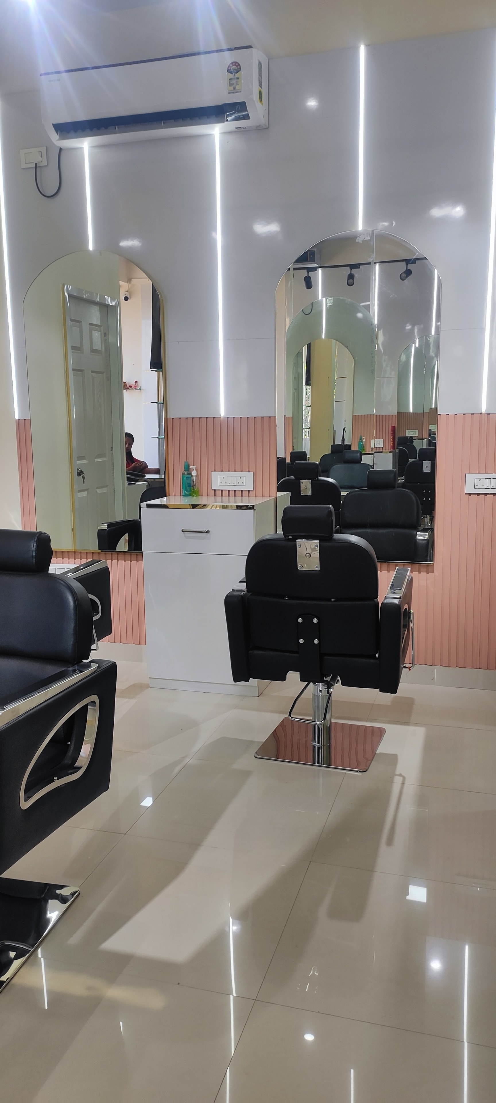 B&B Unisex Salon in Hebbal 1st Stage,Mysore - Best Beauty Parlours near me  in Mysore - Justdial