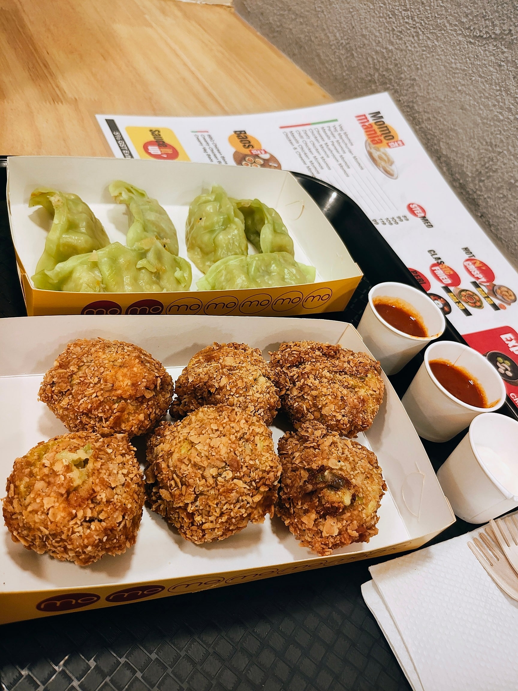 梓渝　GISMOW×ZHIYUの数量限定コラボグッズ、KTV 、コーン (3点） Zomoz The Momo Company in jayalakshmipuram,Mysore - Order Food