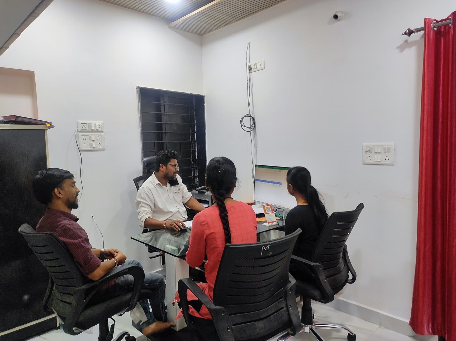 Mithlesh Pardhi & Co