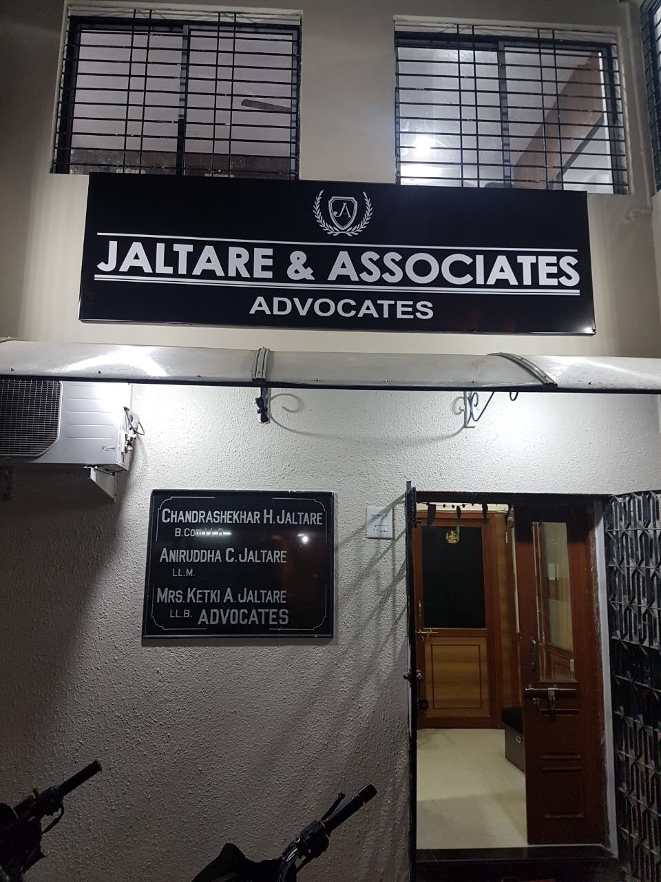 Jaltare Chandrashekar H in Khamla,Nagpur - Lawyers near me in
