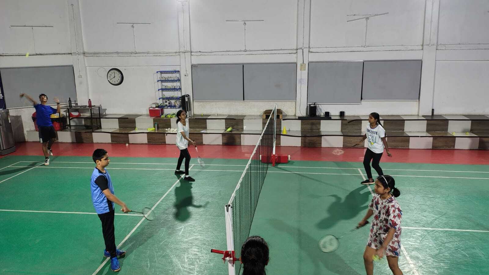 Badminton class online