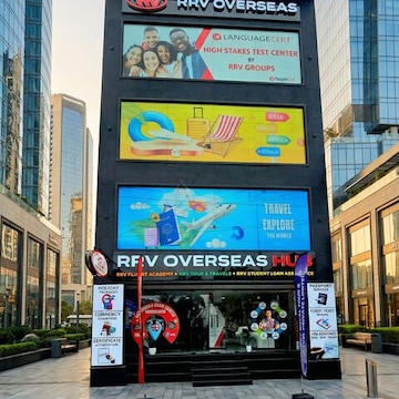 A Stake.hu platform felületének áttekintő képe, amely a játékkínálatot és a navigációs elemet mutatja.