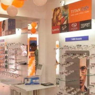 Titan showroom vashi sector 17 sales