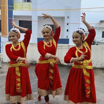 classical dance dress rental near me Kathak Costumes for Rent Indian Dance Costumes for Rent