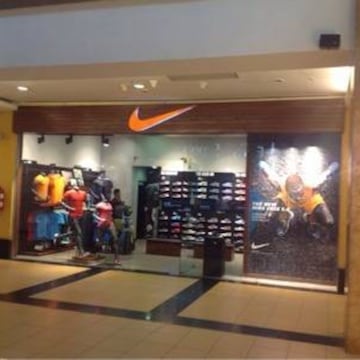 Nike shipra mall best sale