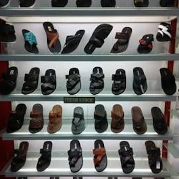 Lee cooper shoes in big bazaar hotsell