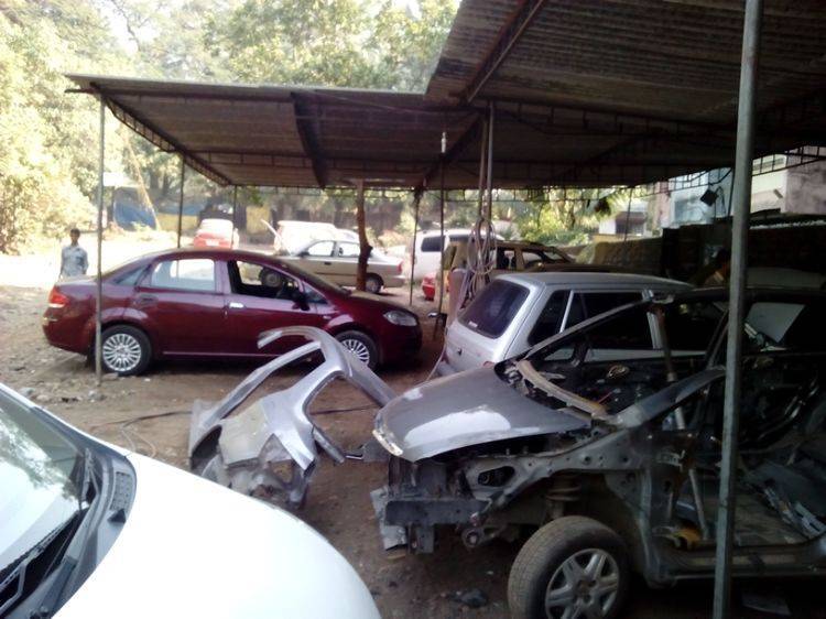 Laxmi Automobiles and Service Center in Vasai East,Mumbai Best Car