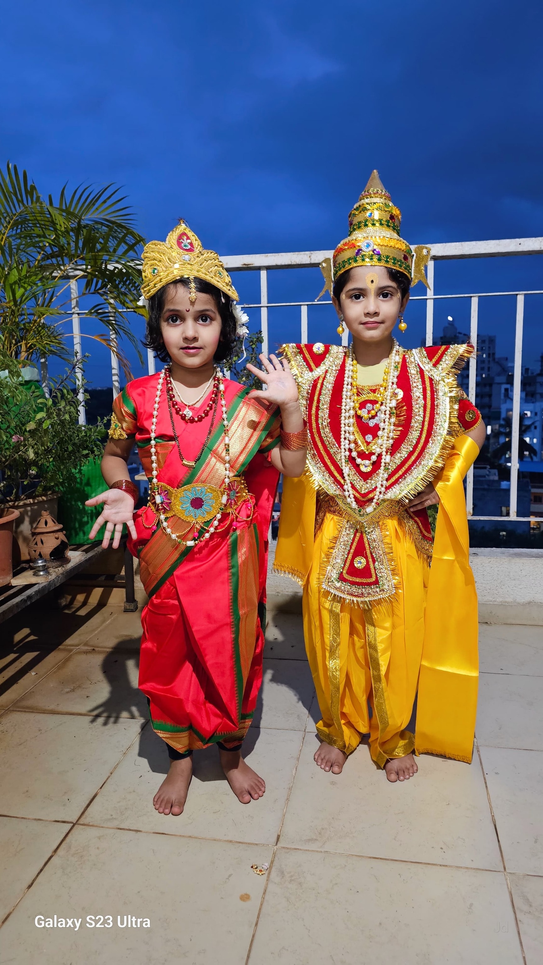 Krishna costume for rent near me hotsell