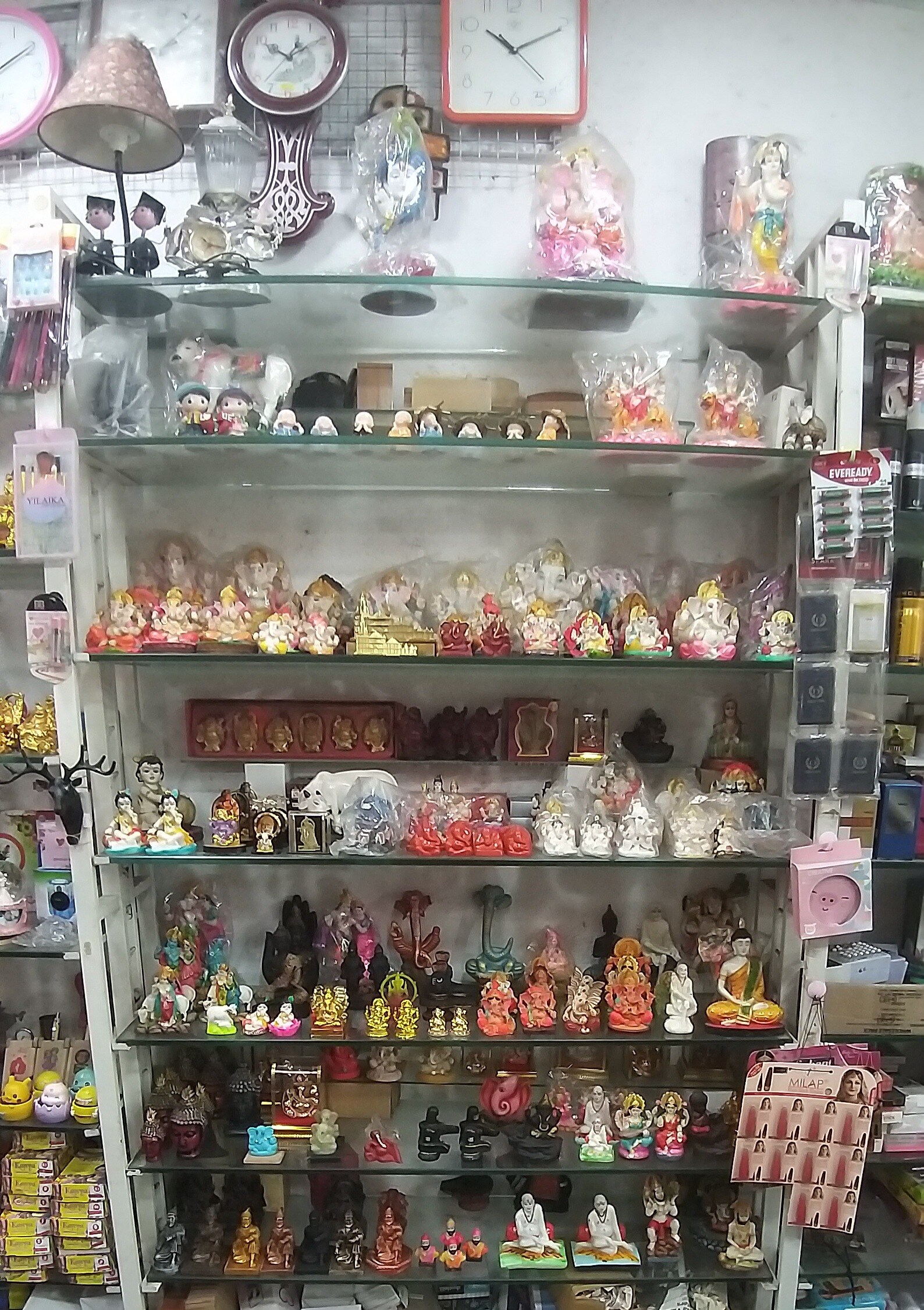 Shraddha Novelty in Rasayani,Raigadmaharashtra Best Gift Article