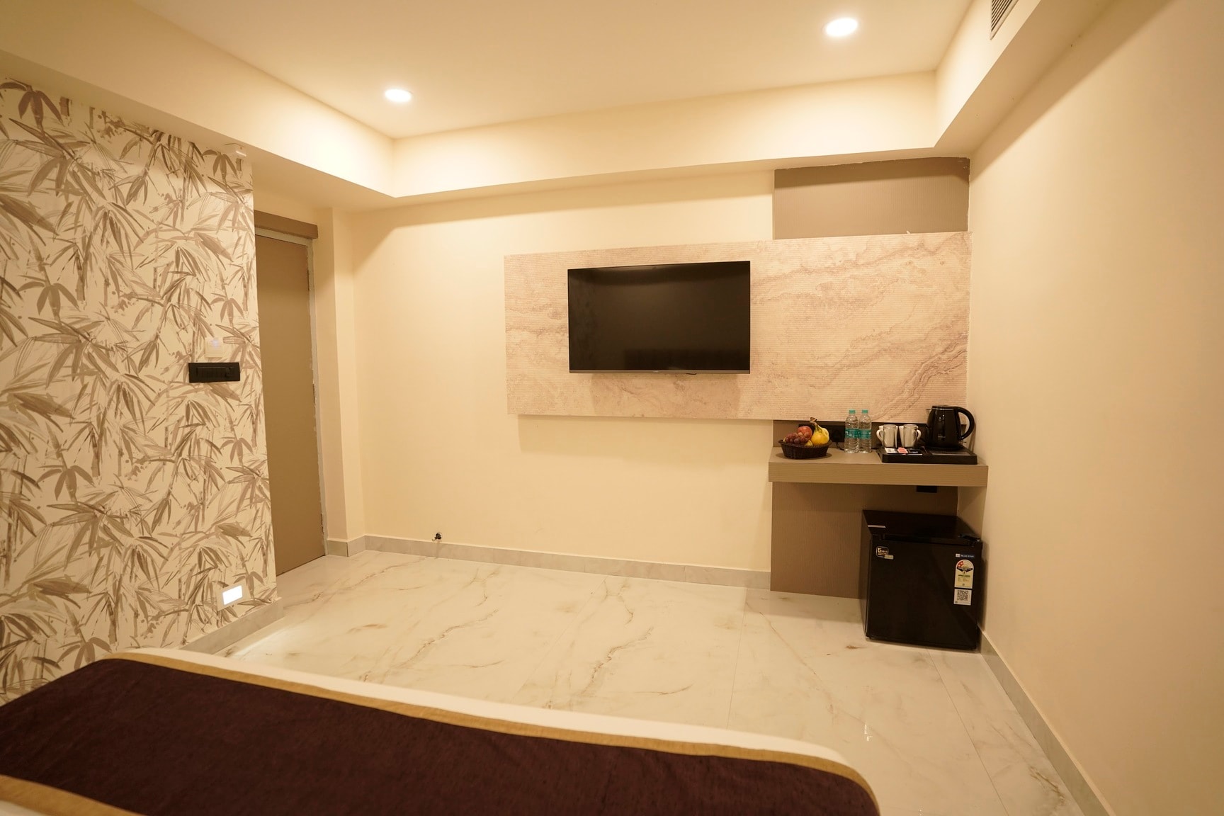Starts at ₹1,819/night* - Book Rr Hotel & Banquet in Tp Banerjee