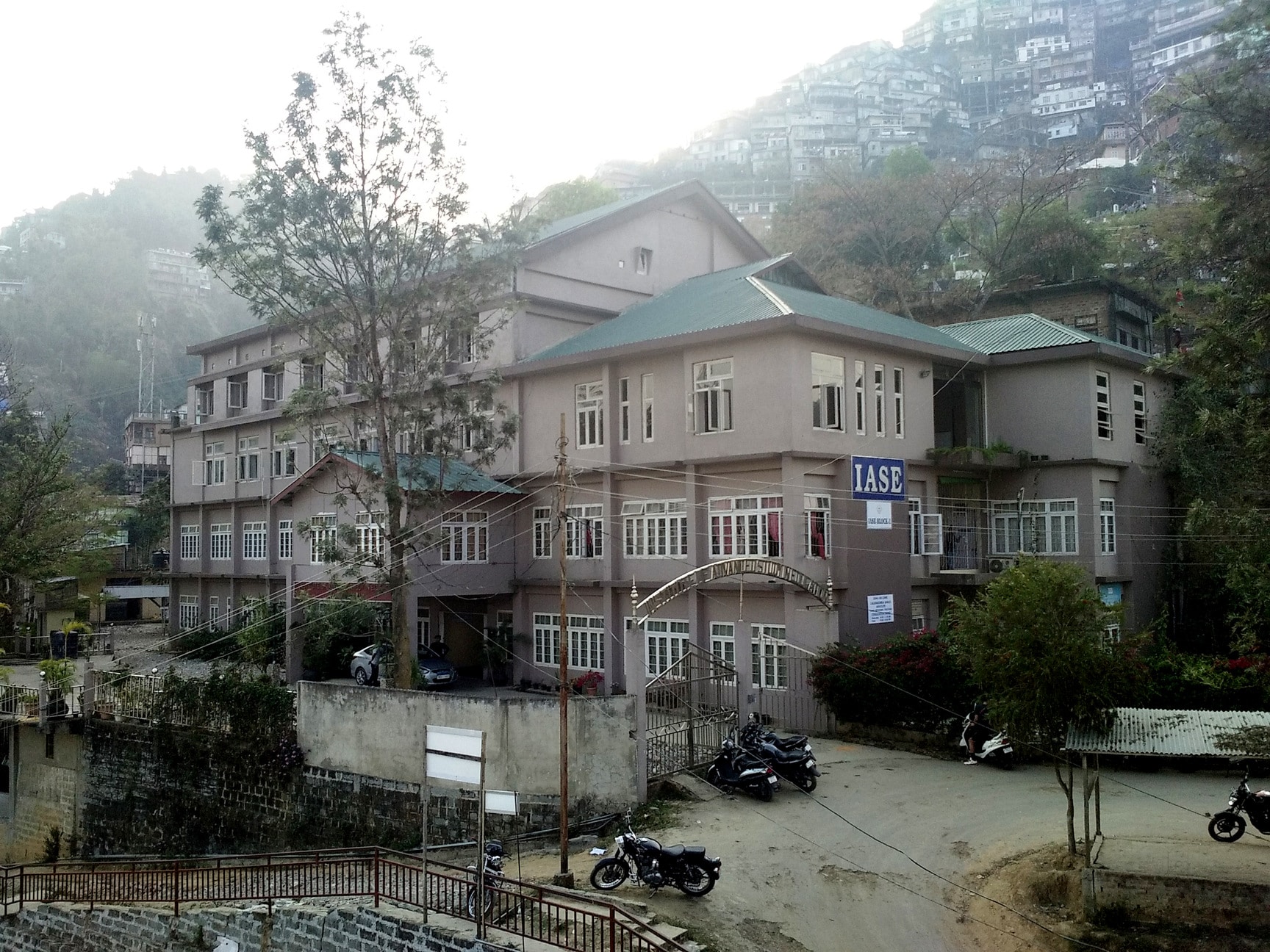 eri_college　0823 Institute Of Advance Study In Education in Republic Veng,Aizawl