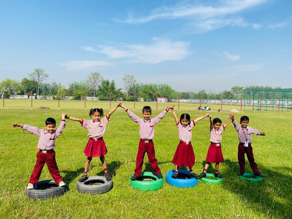 写真 20+ Middle Schools in Rudrapur - 𝗙𝗲𝗲𝘀 𝗦𝘁𝗿𝘂𝗰𝘁𝘂𝗿𝗲