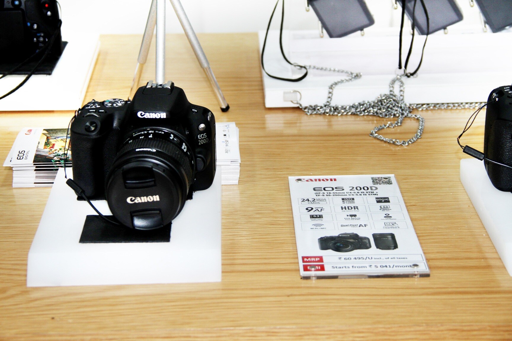 キヤノン EF-S 55-250mm F4-5.6 齧ら IS STM 1405