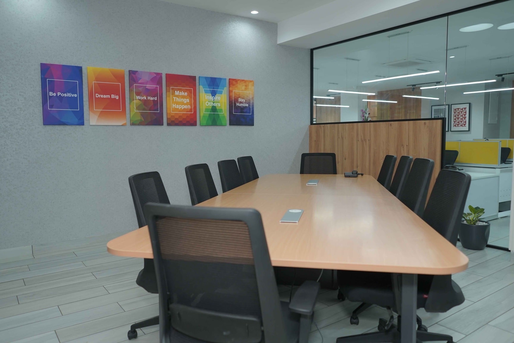 G S Hora And Associates