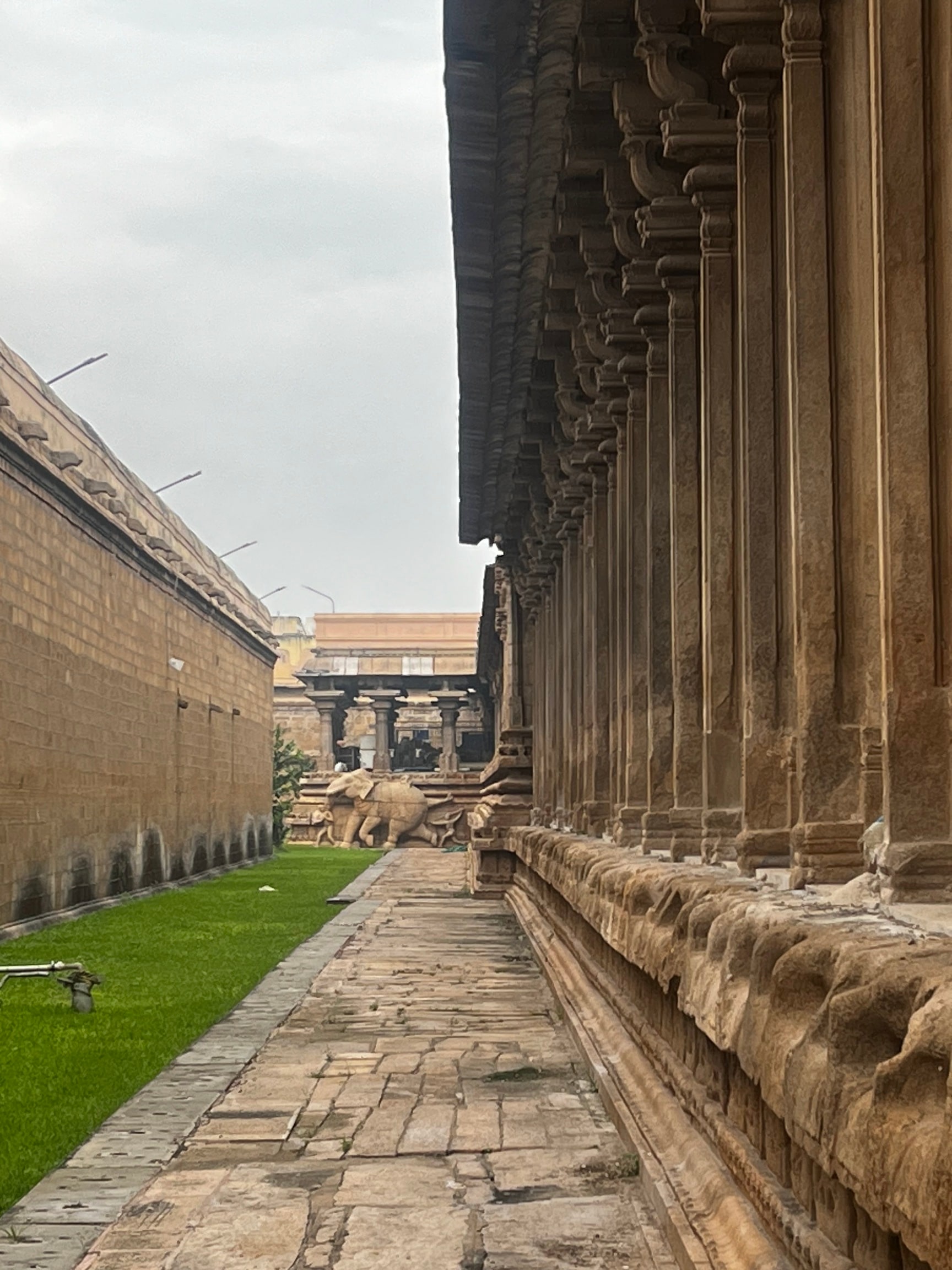 Aayiram Kaal Mandapam
