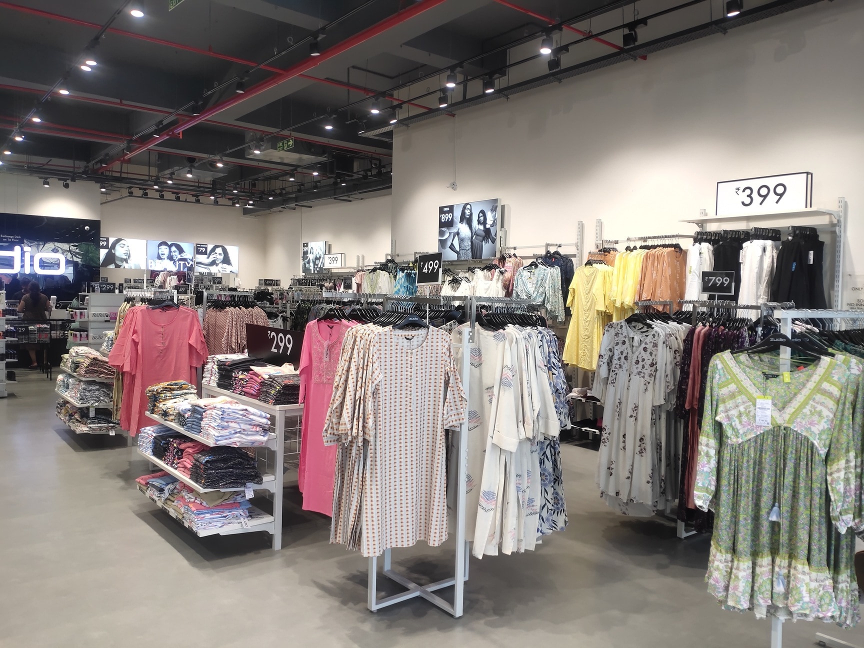 Zudio Stores near Adajan Dn - Clothing Store near me - Justdial