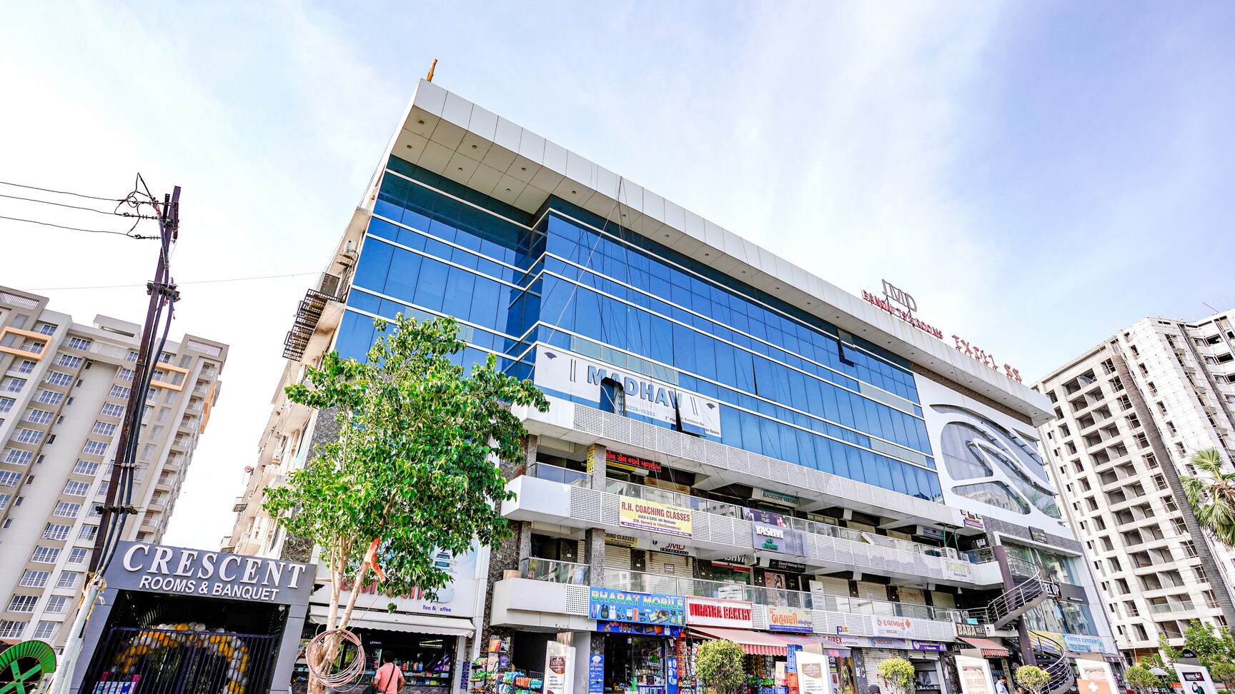 Book Fabhotel Crescent in Althan,Surat - Best Hotels in Surat - Justdial