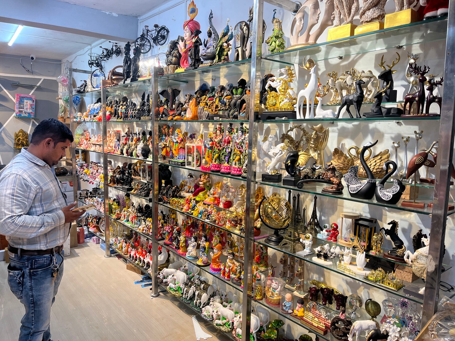 Tulsi Stationary & Gift Shop in Wakad,Pune Best Stationery Shops in