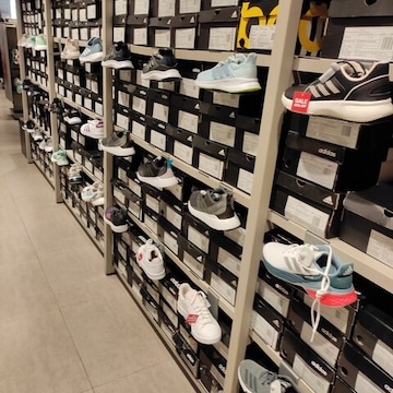 adidas factory outlet mira road