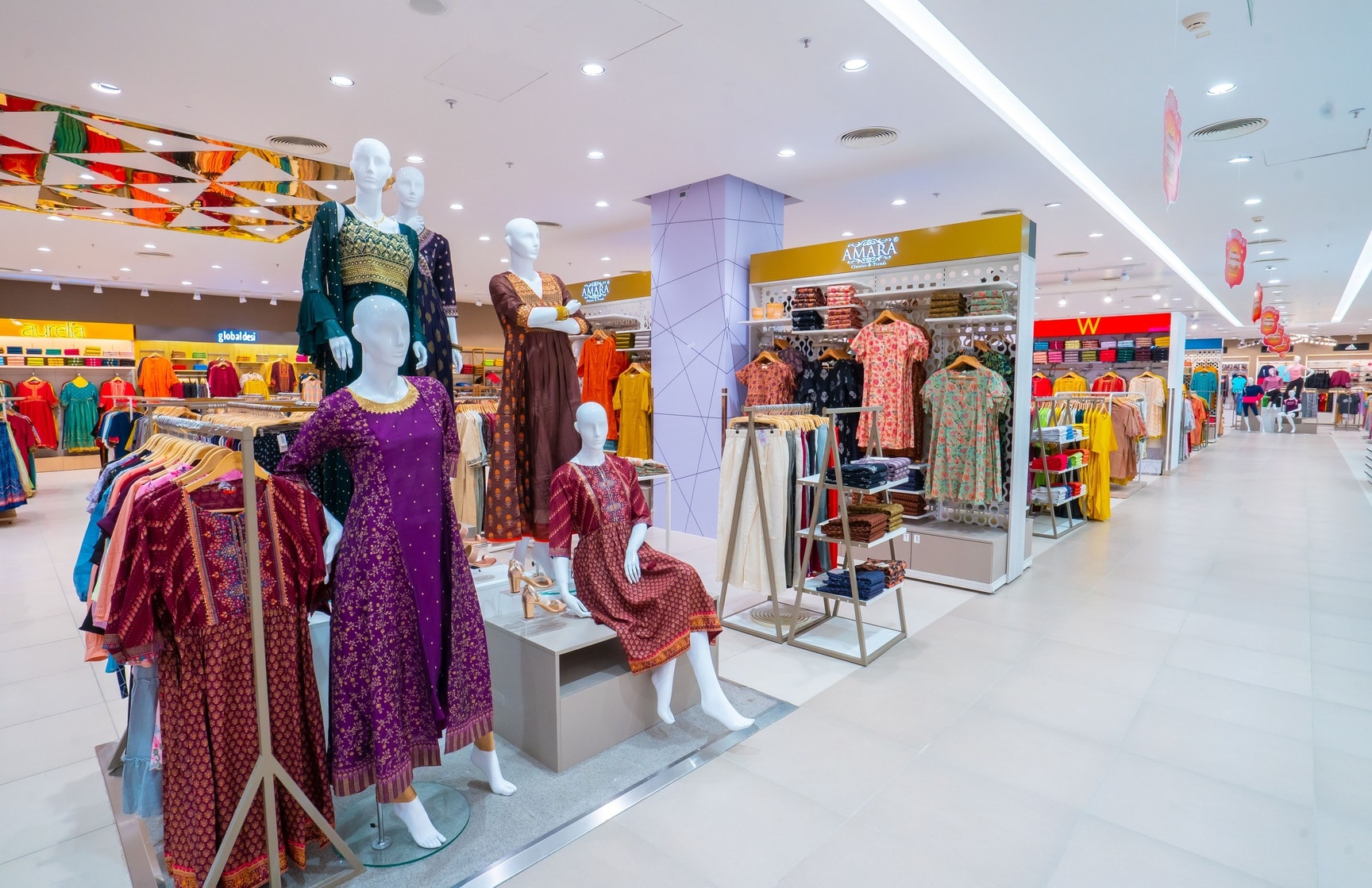 Lulu Hypermarket Lady Lulu's Boutique Top Lulu Clothing