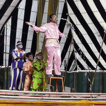 大幅最終お値下げ‼️circus circus ベージュ ポンチョハーネス circus circus(サーカスサーカス) | LeCiel